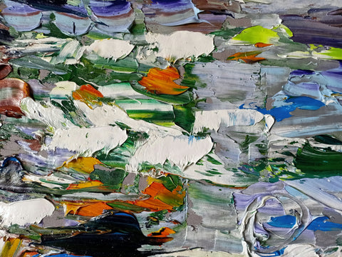 Close view of colour transitions and material texture in Verdi Riflessi by Antonino Puliafico