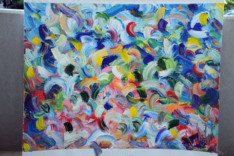 A flash in the night – close-up detail of texture and colour by Antonino Puliafico